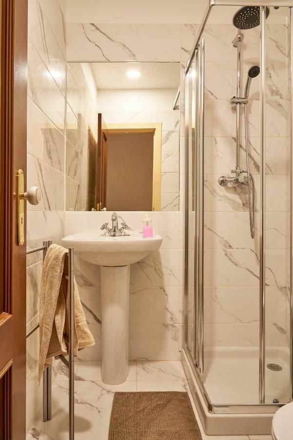 Campo Pequeno Avenida Hotel Lisboa Kültér fotó